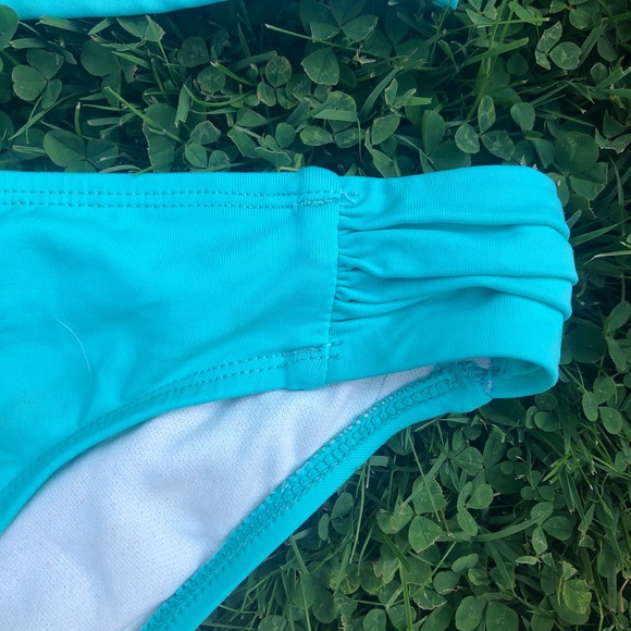 (🌸3 FOR $15 DEAL!) Target Longline Bikini Set - Picture 3 of 4